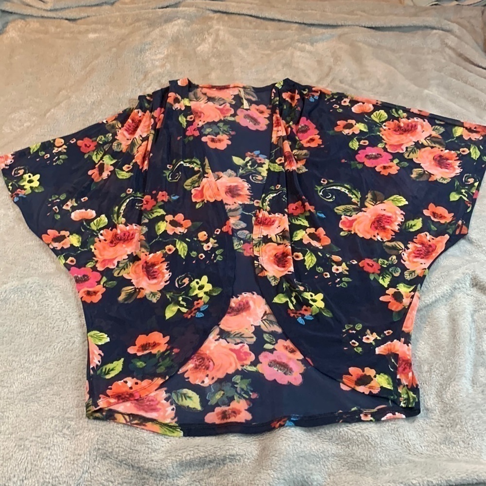 Dna couture Floral Top